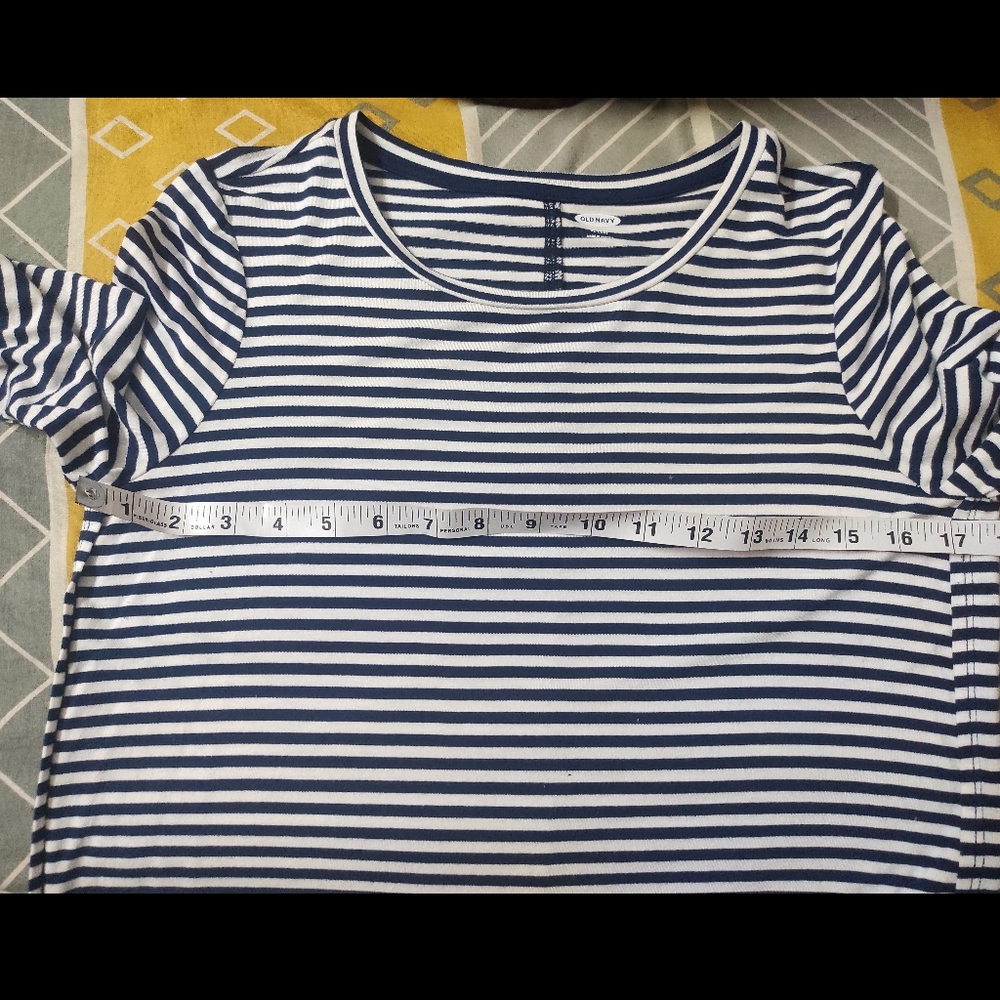Stripe Apple Cut Top - Picture 10 of 11